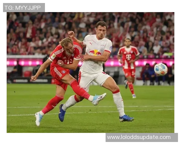 德甲精彩对决曼联6-2大胜AC米兰帽子戏法点燃全场激情