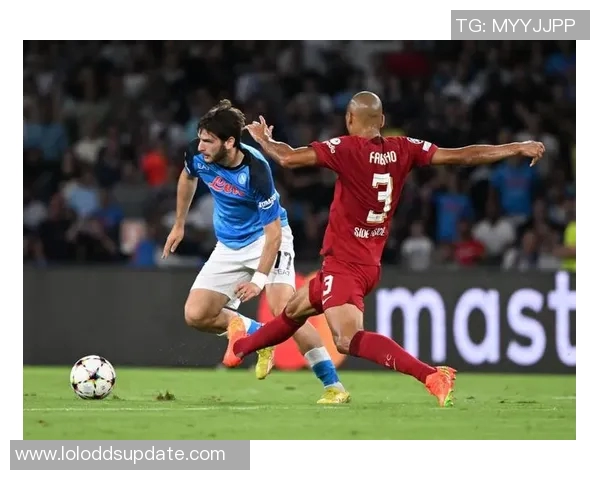 那不勒斯狂胜利物浦6比2神奇扑救点燃全场激情