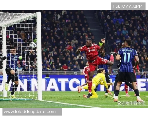 欧联杯精彩对决利物浦与里昂1比1平局引发争议判罚全场沸腾