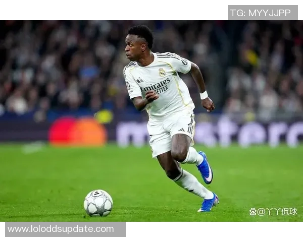 中超赛场惊现冷门皇马以3-0战胜本菲卡引发全场热议