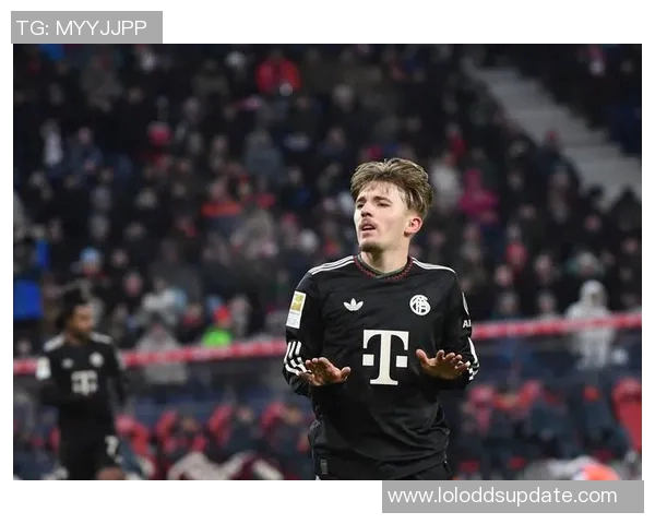 热刺友谊赛大胜拜仁4-0赛场瞬间引发热烈讨论与分析 热刺友谊赛大胜拜仁4-0赛场瞬间引发热烈讨论与分析