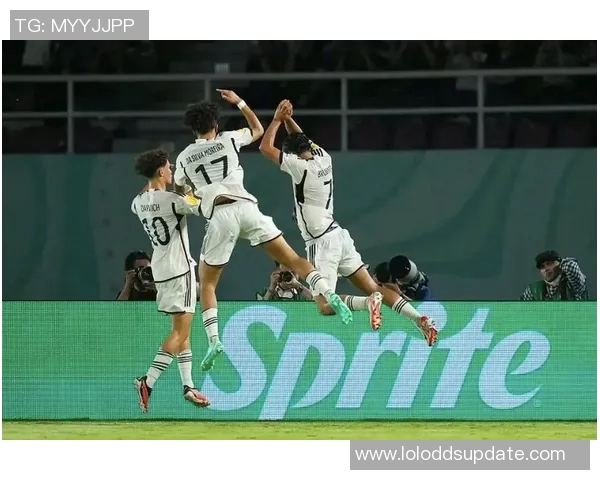 世界杯激战尤文图斯与多特蒙德0比0平局补时瞬间引爆全场激情