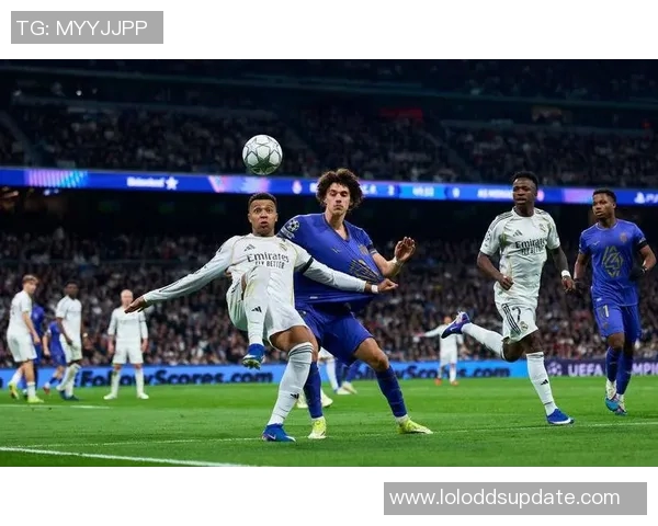 欧冠激战阿森纳与本菲卡互交白卷神扑瞬间成比赛焦点战术分析详解