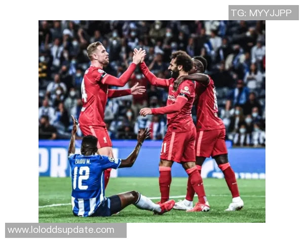 波尔图逆袭曼城5-0震惊世界杯赛场补时进球引发全场狂欢 波尔图逆袭曼城5-0震惊世界杯赛场补时进球引发全场狂欢