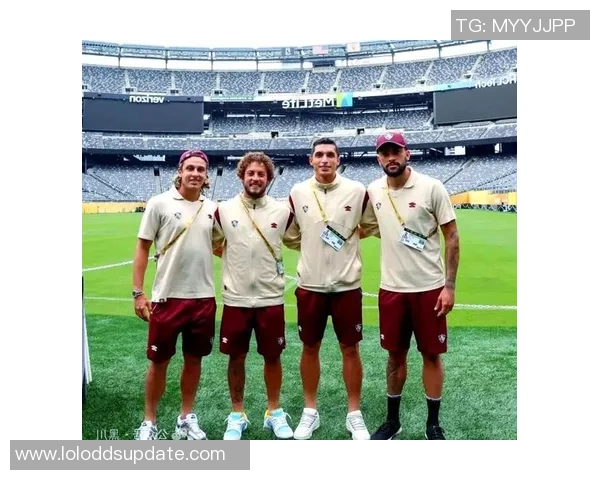 友谊赛本菲卡与多特蒙德战成平局意外瞬间引发转会热议