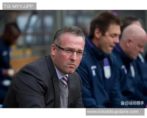 国王杯精彩对决AC米兰4-0战胜拜仁帽子戏法引发争议判罚热议